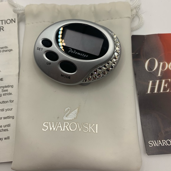 Swarovski Pedometer - Picture 3 of 7
